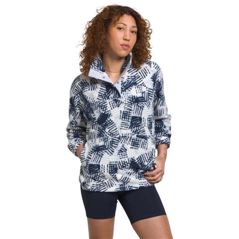 fw2324_tnf_womenspalipilefleecequartersnap_dustyperiwinklecrosshatchcamoprint